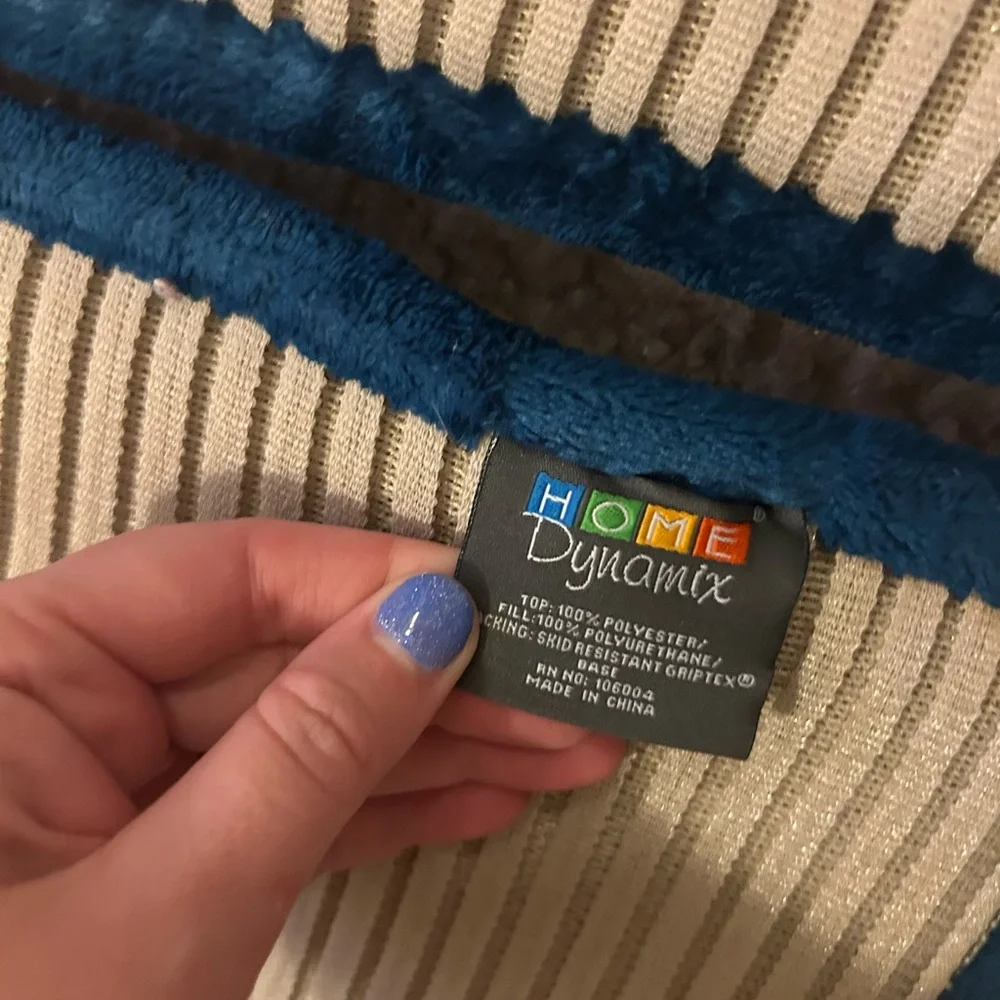 2 Blue Bath Mats